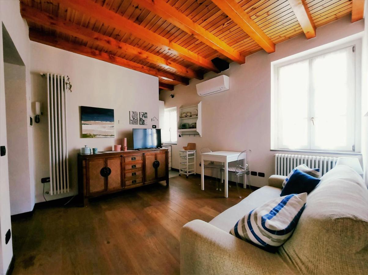 Antica Corte, Bilocale Nel Centro Storico Di Como Apartment Exterior foto