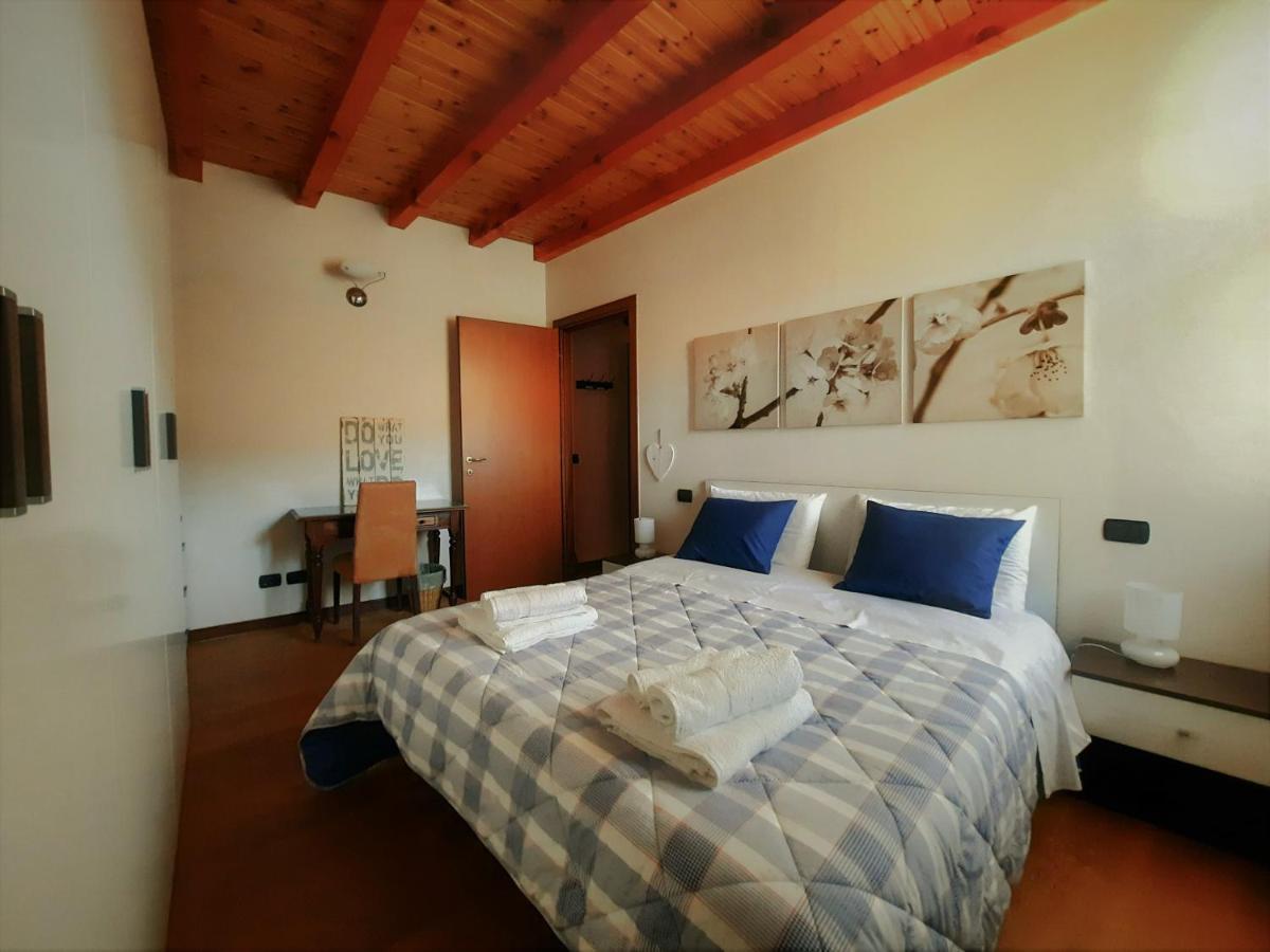 Antica Corte, Bilocale Nel Centro Storico Di Como Apartment Exterior foto